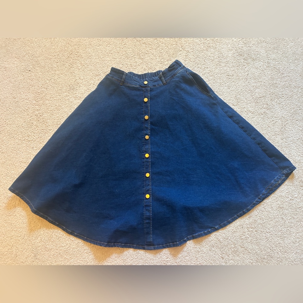 Belle Poque Blue Denim Skirt with Gold Buttons Size Large